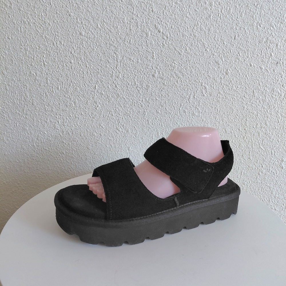 Koolaburra by Ugg Tizz Black Suede Platform Strap Sandals